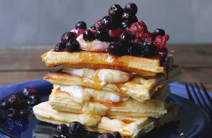 TORRE DE WAFFLES PROTEICOS
