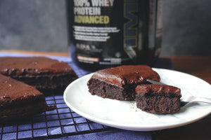 PASTEL DE CHOCOLATE FÁCIL CON FALSO GANACHE