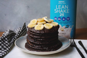 PANCAKES DE CACAO Y NARANJA