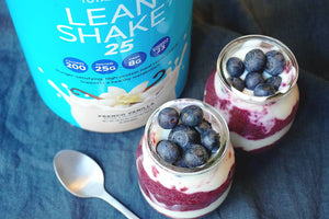 CHIA PUDDING CON FRUTOS ROJOS Y YOGUR