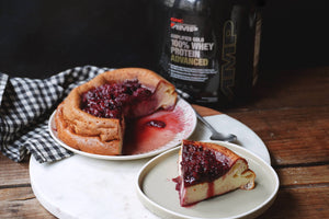 CHEESECAKE PROTEICO CON MERMELADA FÁCIL DE HACER