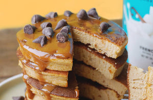 FLUFFY BANANA PANCAKES