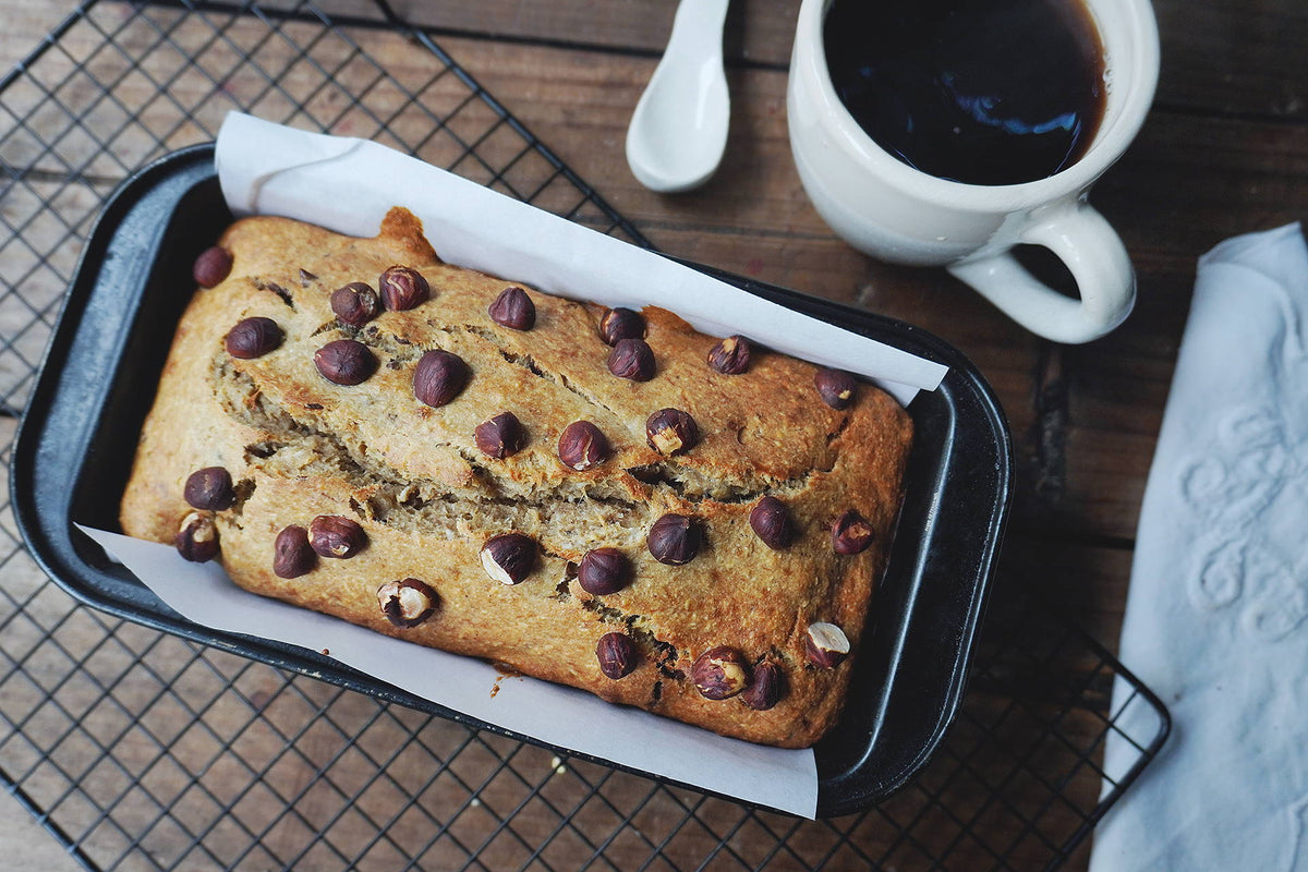 BANANA BREAD CON CHOCOLATE Y AVELLANAS