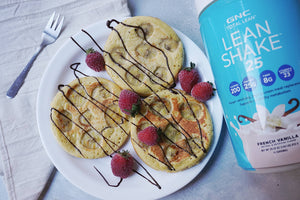 TORTITAS DE BANANO FIT PARA LA MERIENDA