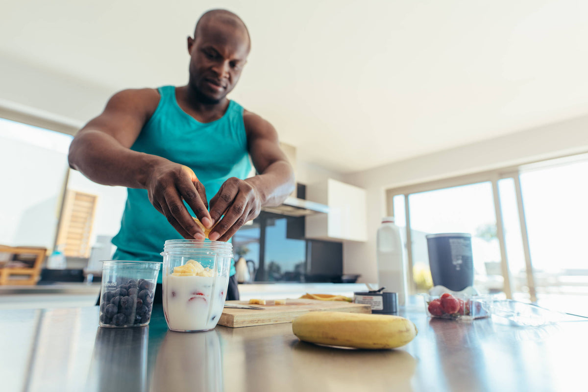 ¿QUÉ COMER PRE, DURANTE Y POST ENTRENAMIENTO?